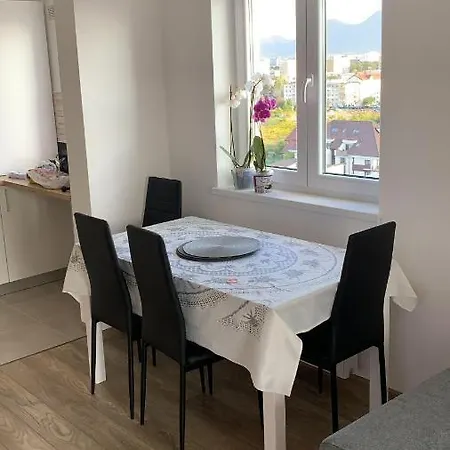 Casuta Dintre Nori Apartman